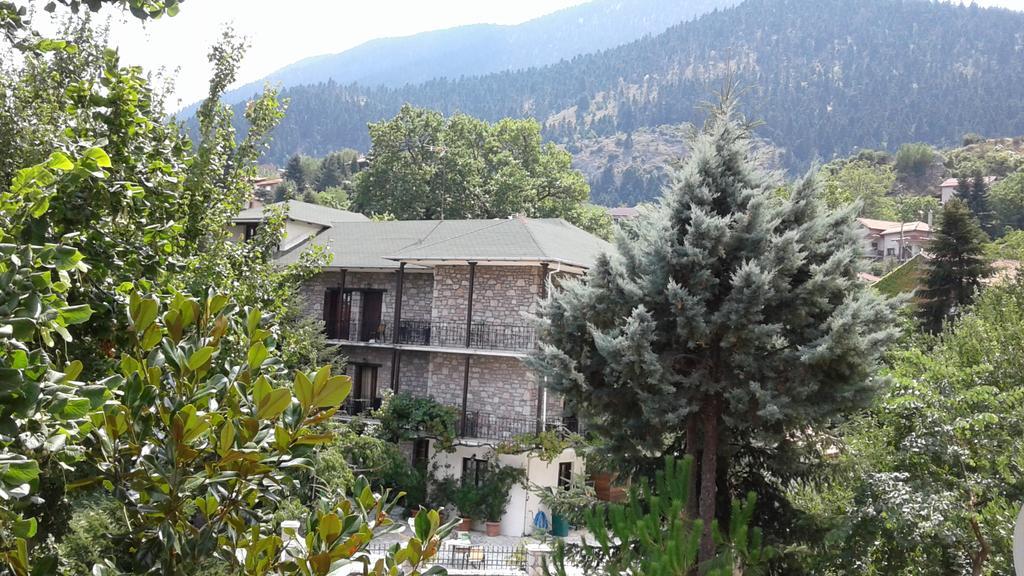 Guesthouse Alexandra Эпталофос Экстерьер фото