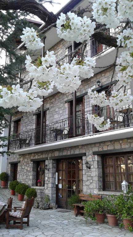 Guesthouse Alexandra Эпталофос Экстерьер фото